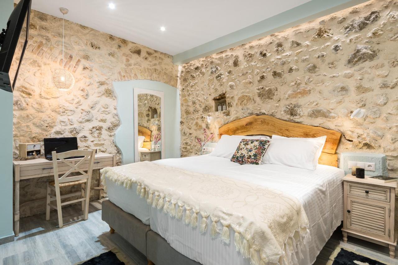 Amelia & Nicholas Stone Houses Doukades ภายนอก รูปภาพ