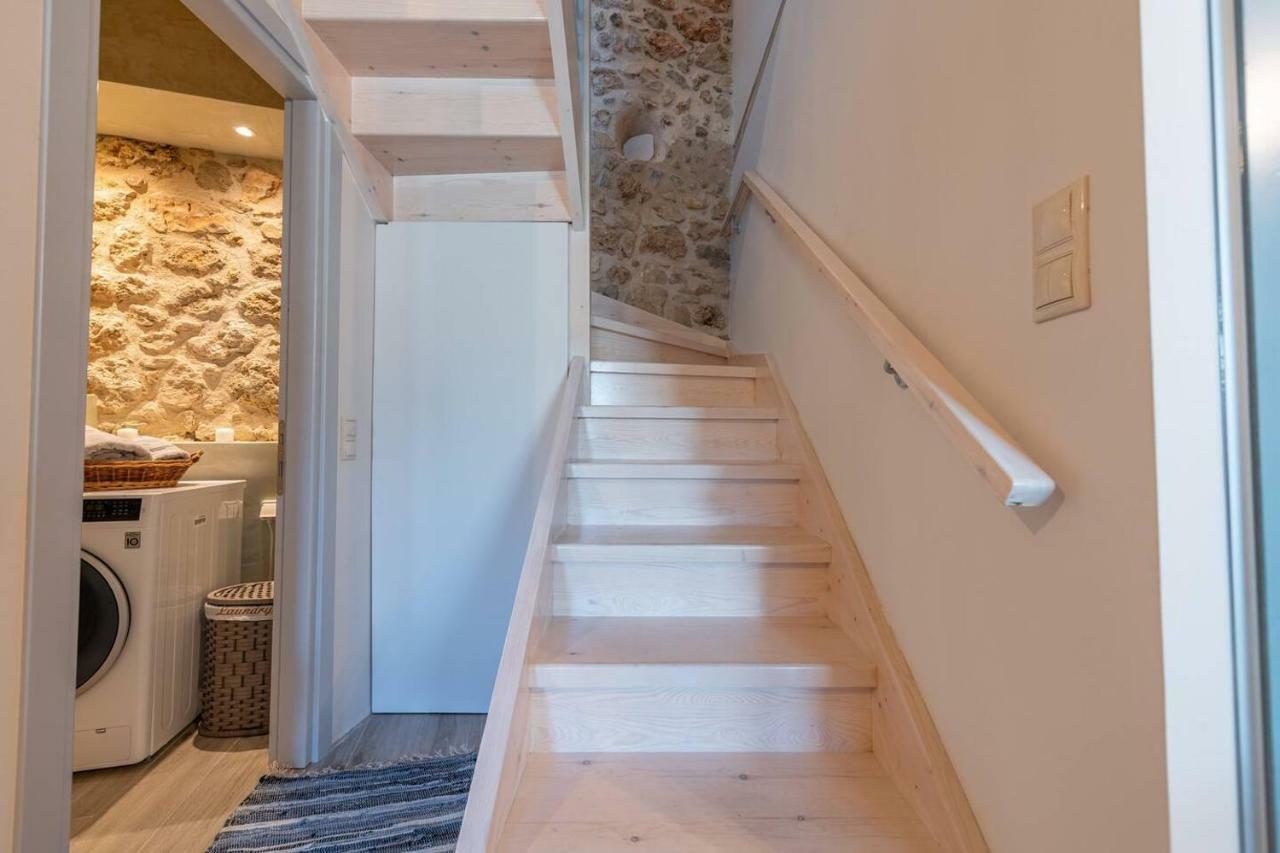 Amelia & Nicholas Stone Houses Doukades ภายนอก รูปภาพ